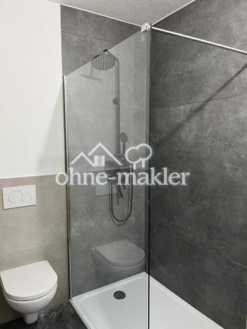 Bad mit begehbarer Dusche