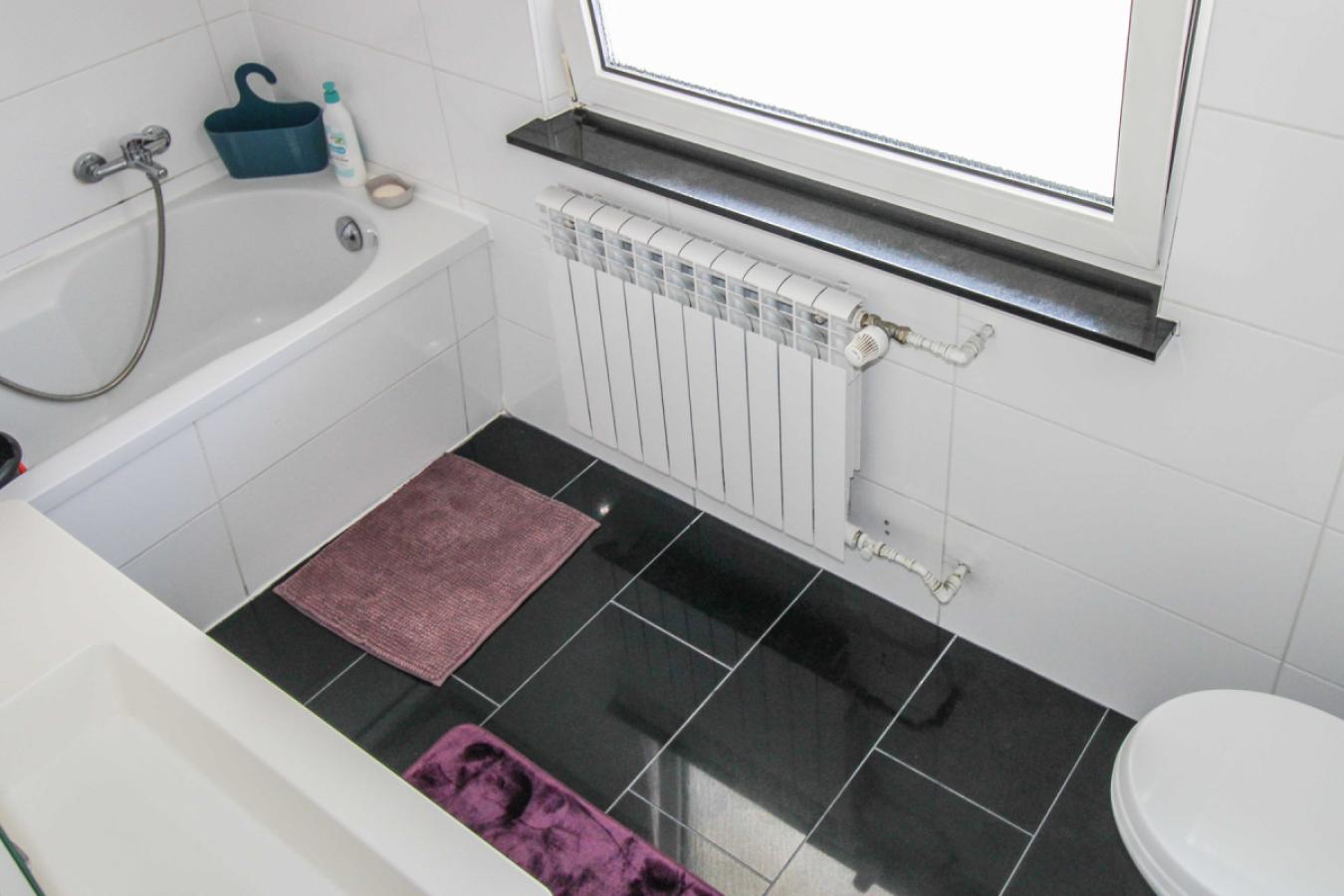 Badezimmer_1.OG