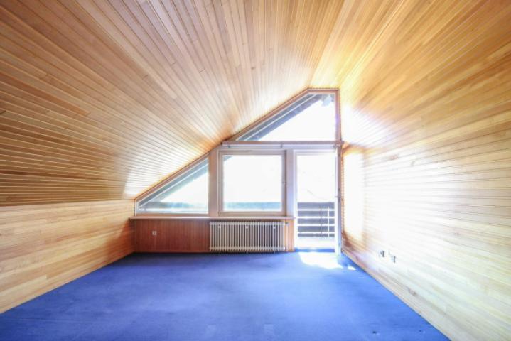 Schlafzimmer 1 DG