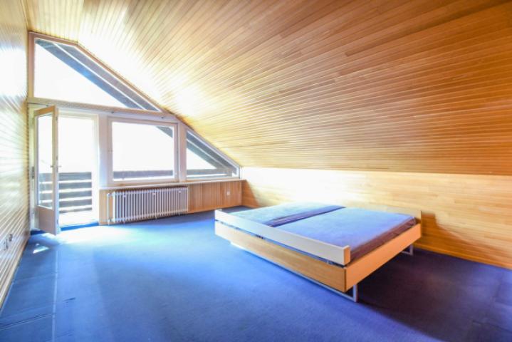 Schlafzimmer 2 DG