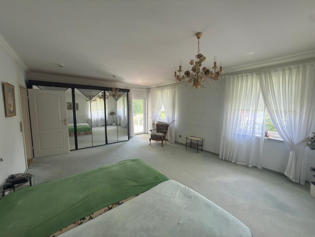 Schlafzimmer OG