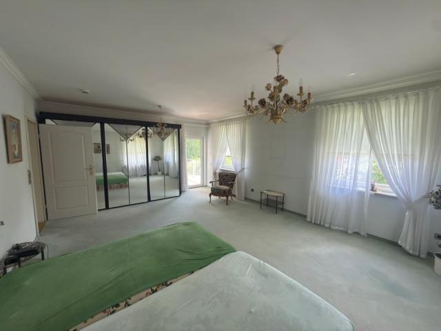 Schlafzimmer OG