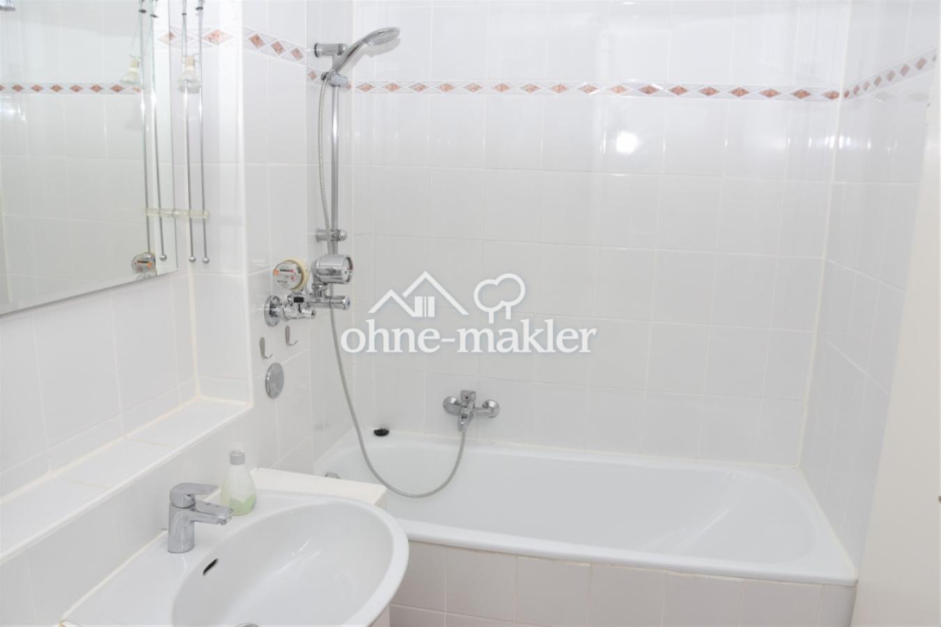 Schlafzimmer / Bad (ensuite)