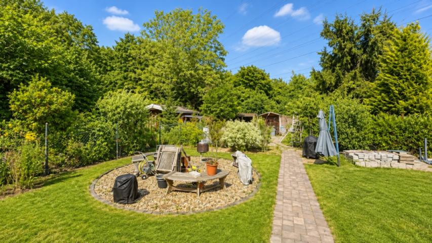 Garten hinten