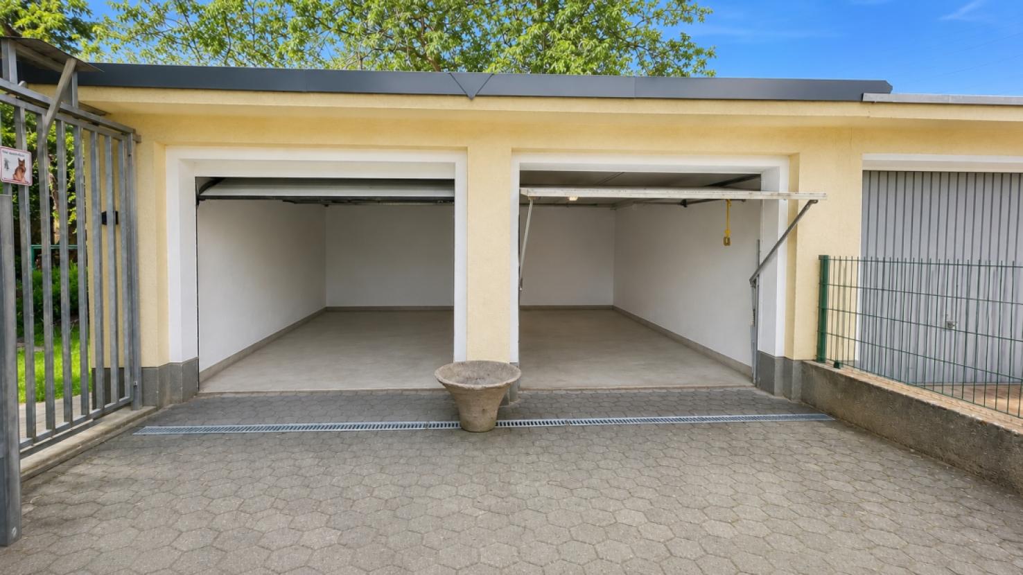 Doppelgarage