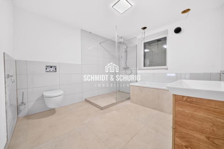 Badezimmer / Untergeschoss