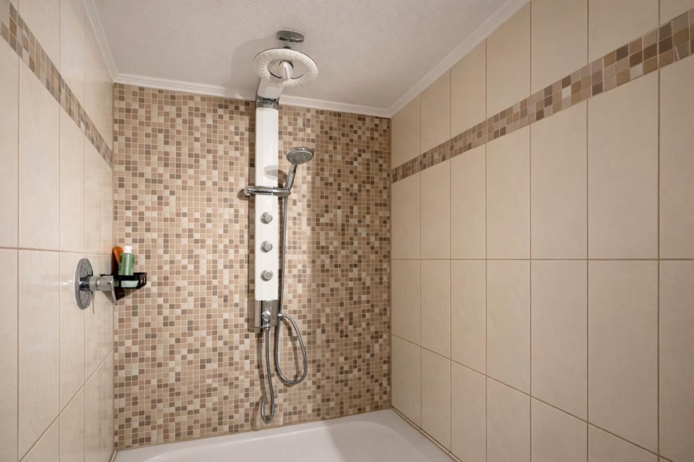 Dusche