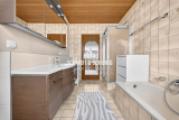 Badezimmer / Erdgeschoss