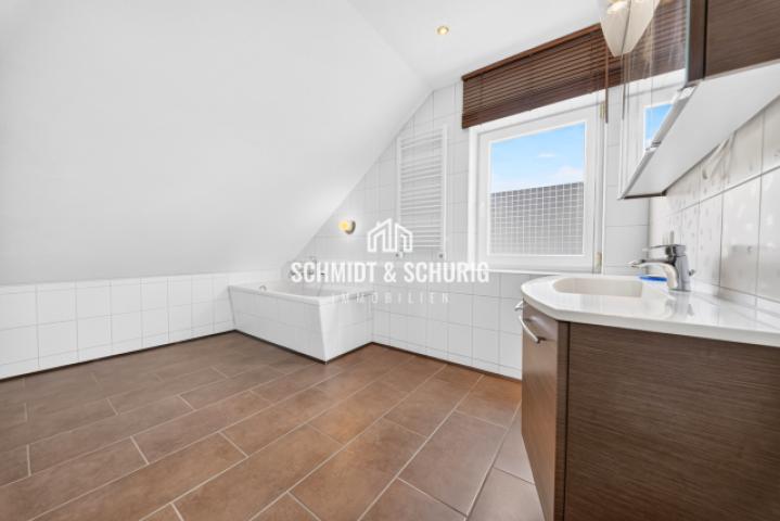 Badezimmer / Obergeschoss