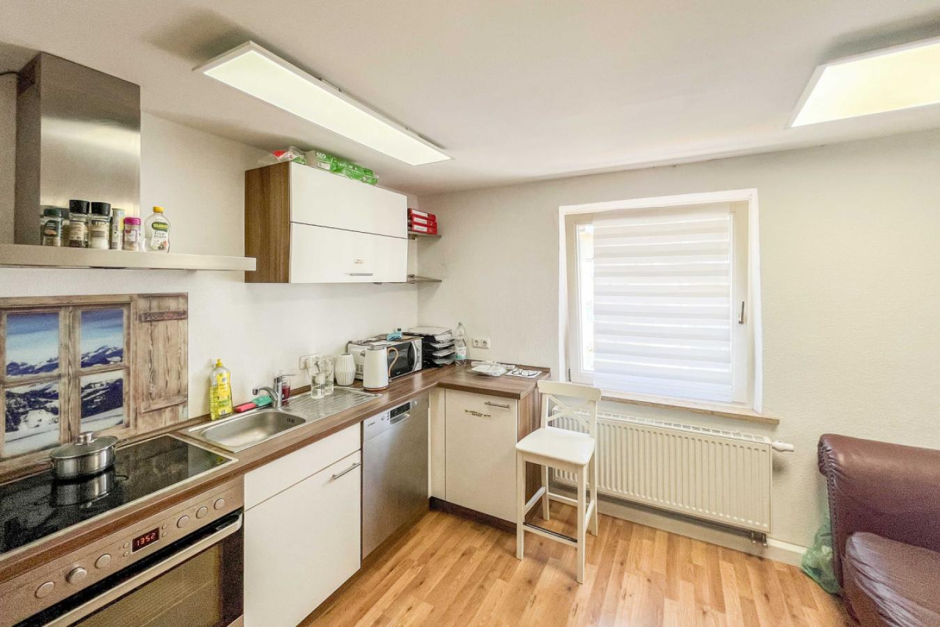 Küche und Esszimmer