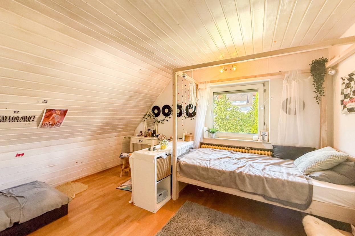 Schlafzimmer II OG