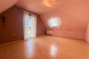 Kinderzimmer 2 OG