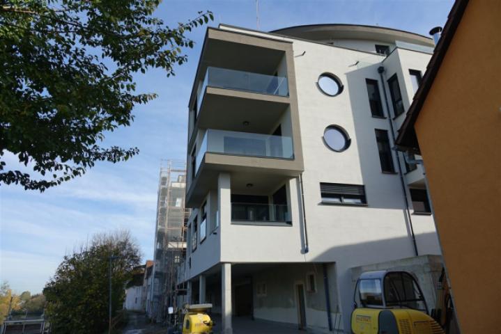 Gebäude