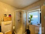 Gäste WC mit Dusche EG