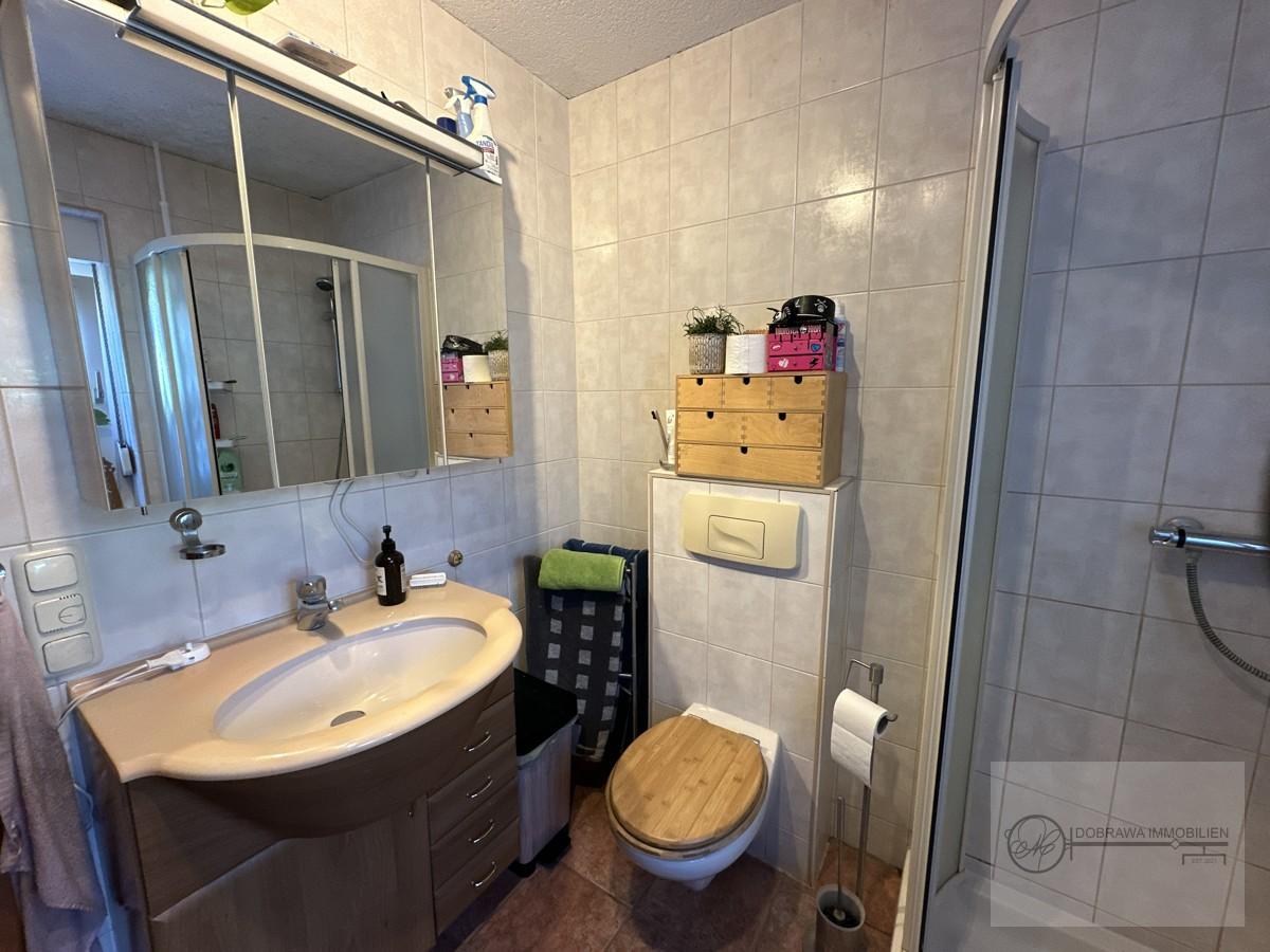 Gäste WC mit Dusche EG