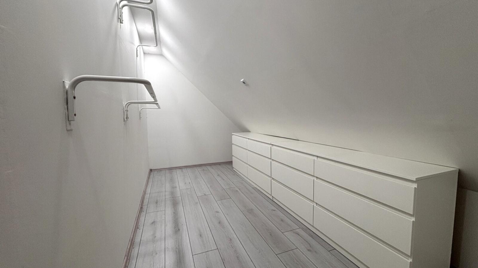begehb. Kleiderschrank