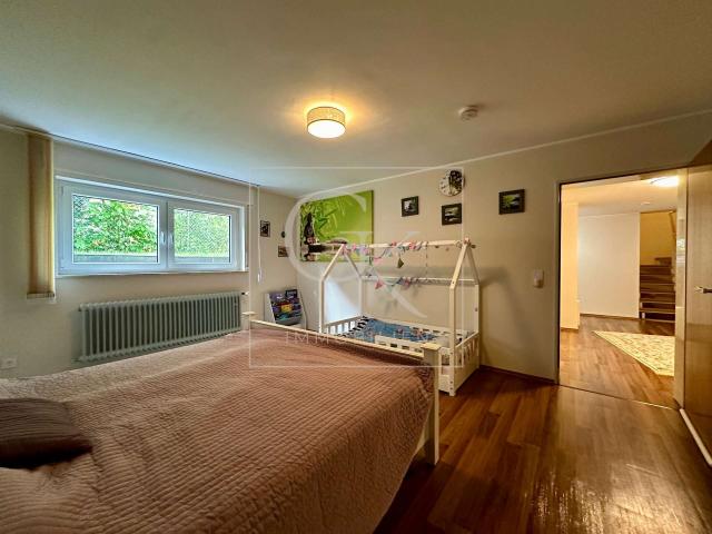 Schlafzimmer UG