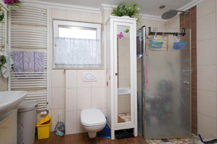 Badezimmer im Obergeschoss