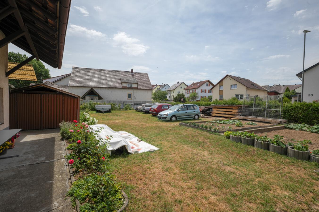 perspektivisches Baugrundstück