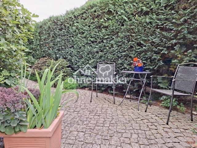 kleine Terrasse an der Küche