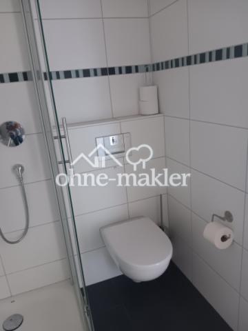 ...mit Toilette (Gäste)