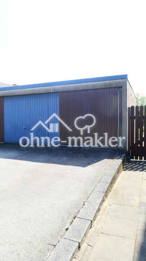 Garage mit Stellplatz