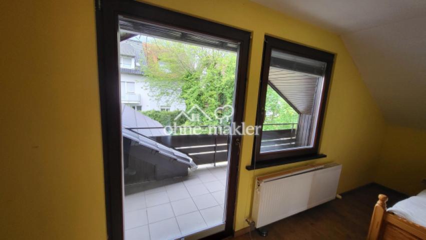 Blick v Schlafzimmer z Garten