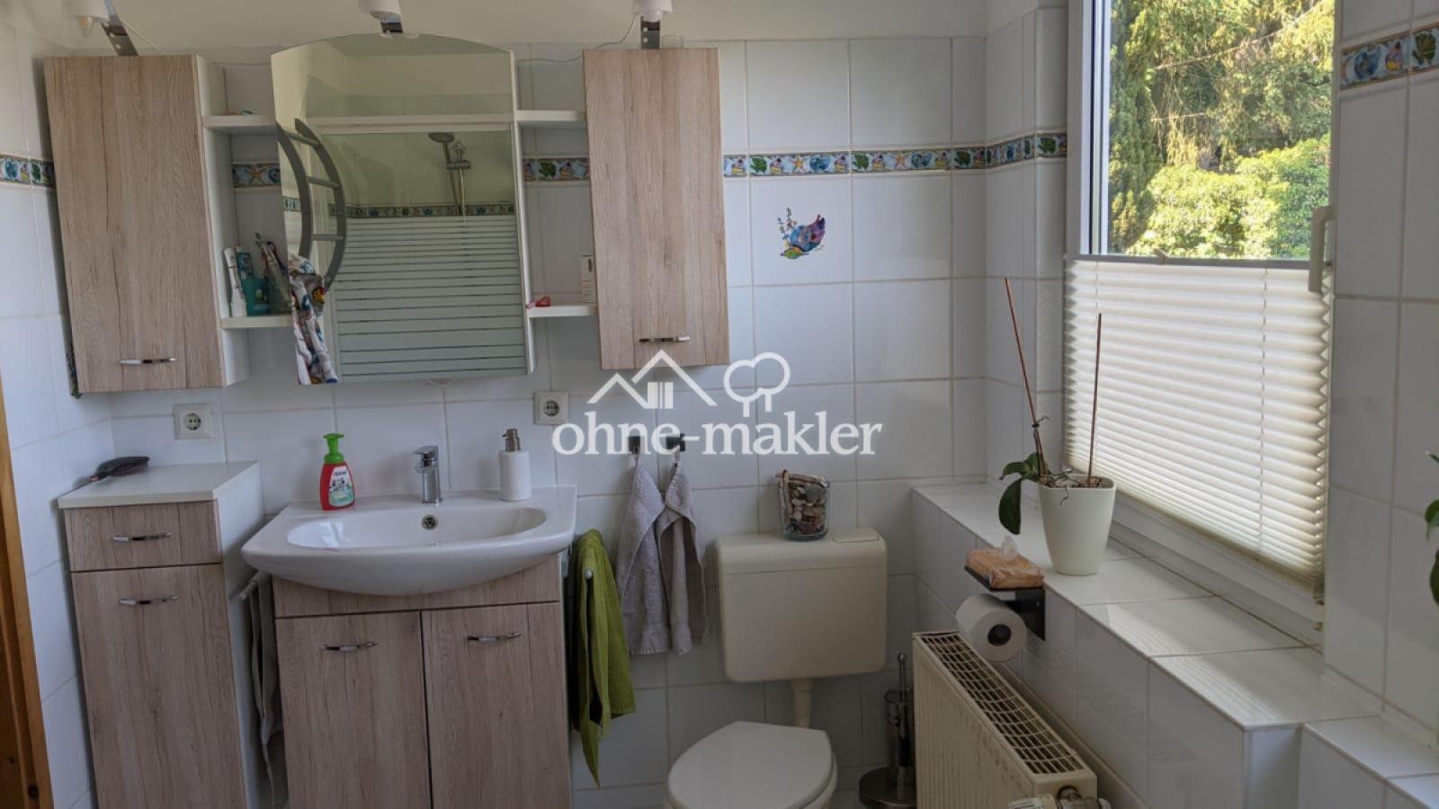 Bad OG Waschbecken