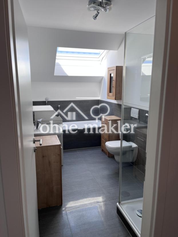 Ansicht Badezimmer2 - 4
