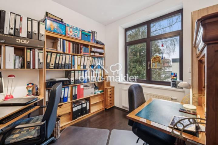 Arbeitszimmer OG