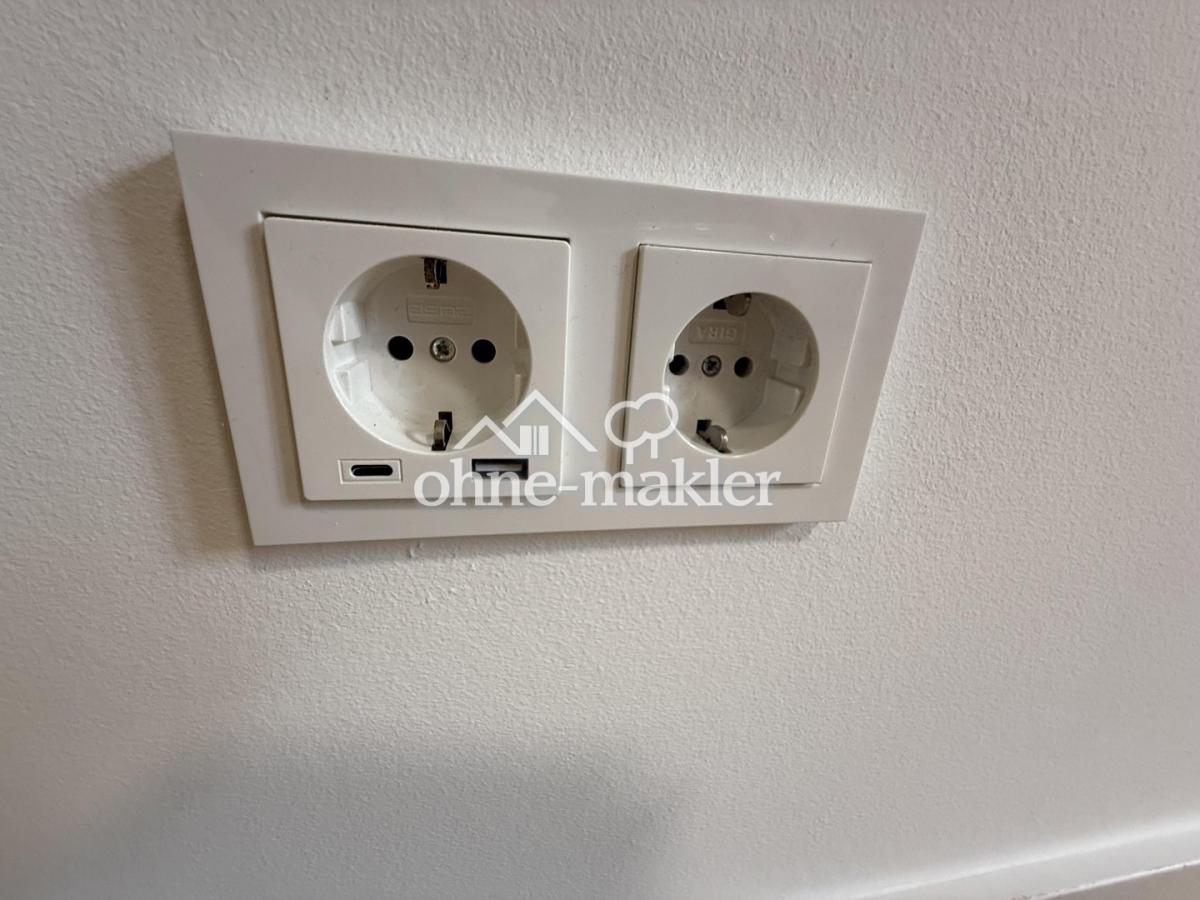 Auch USB-C & A verbaut 