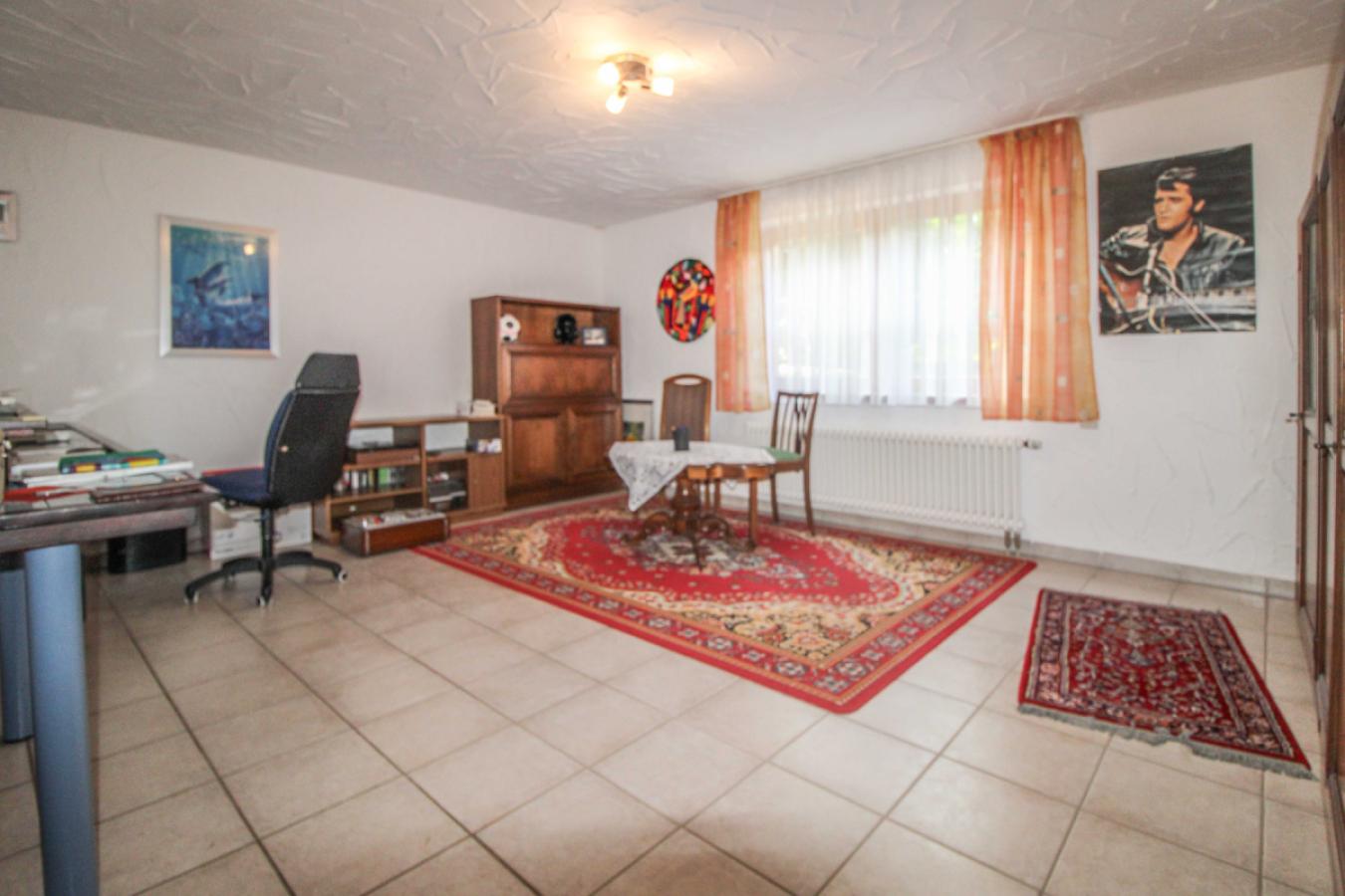 Büro