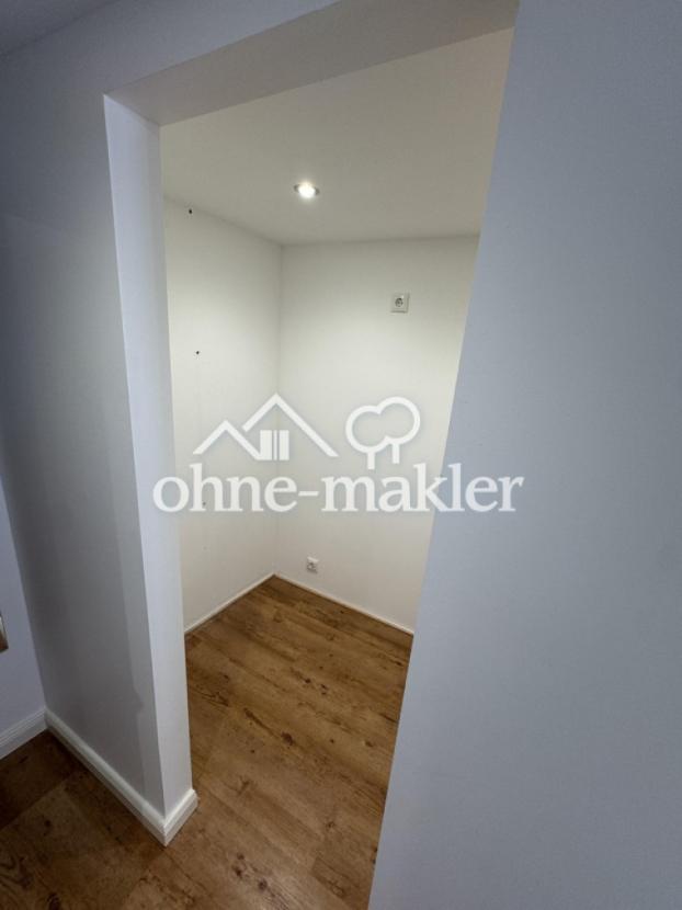 Zimmer 4, Foto 1, 2. OG