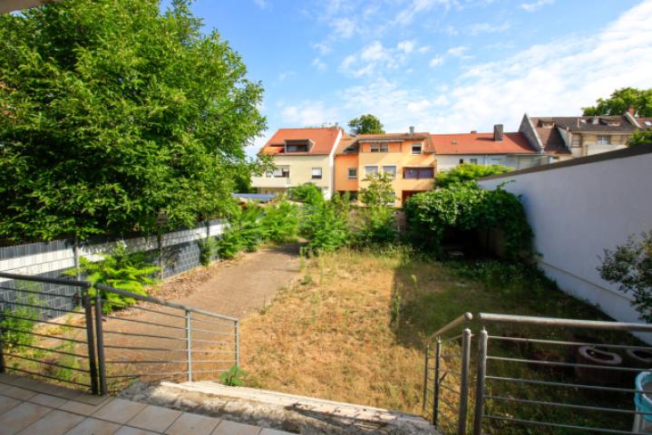 Garten von Terrasse