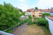 Garten und Stellplätze