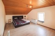 Schlafzimmer 2 DG