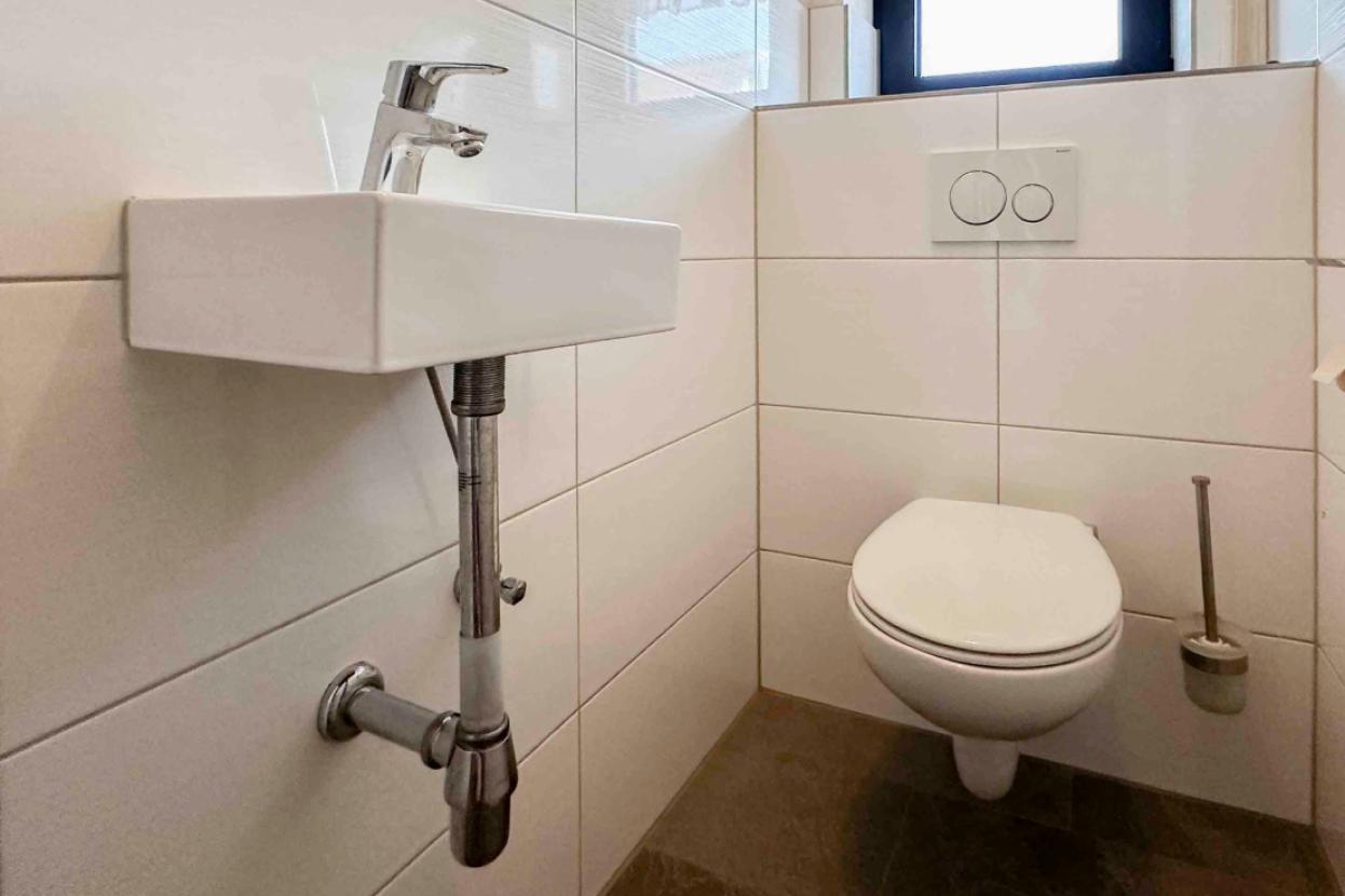 Gäste WC OG