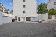Eingangsbereich / mittlere Garage zugehörig