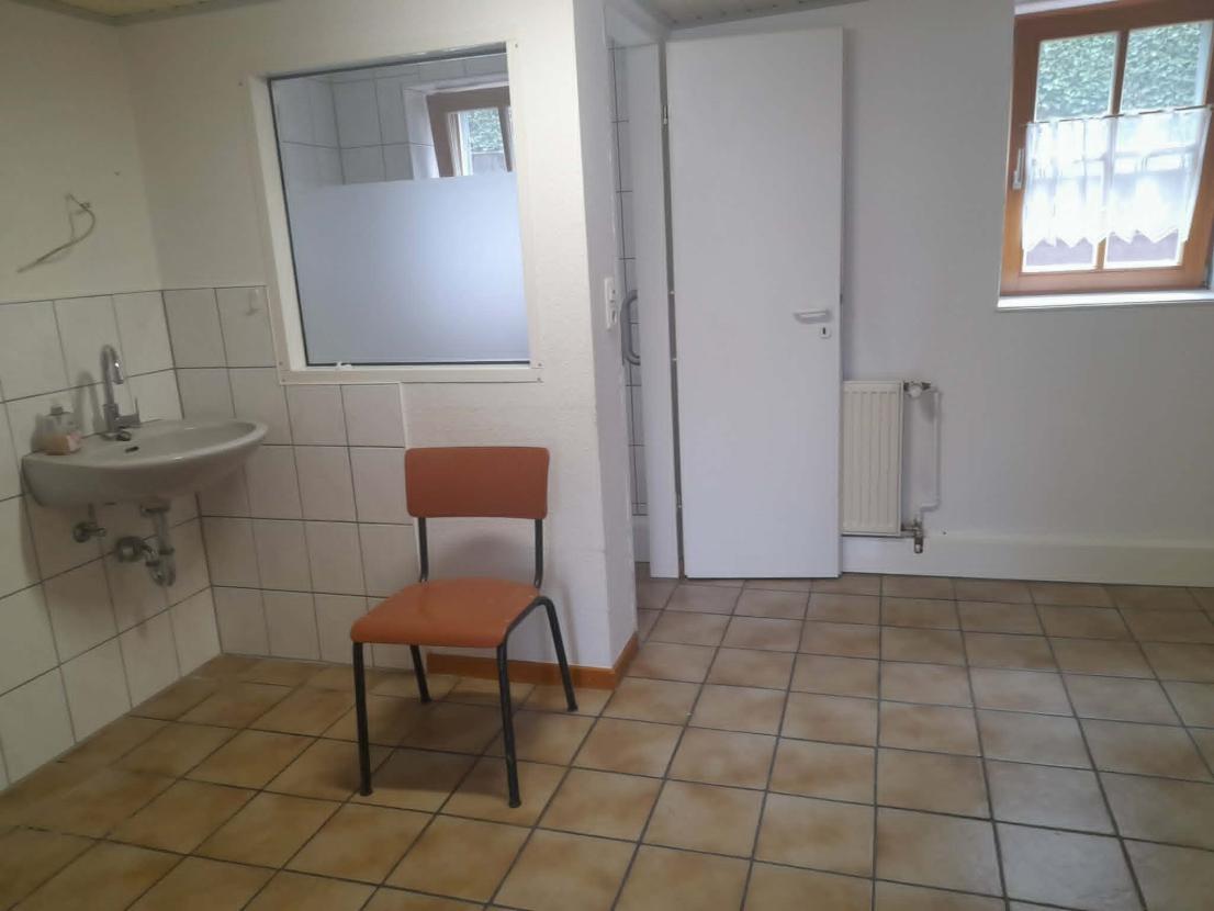 Hauswirtschaftsraum mit WC