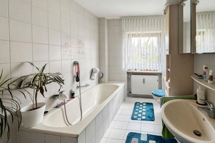 Badezimmer EG