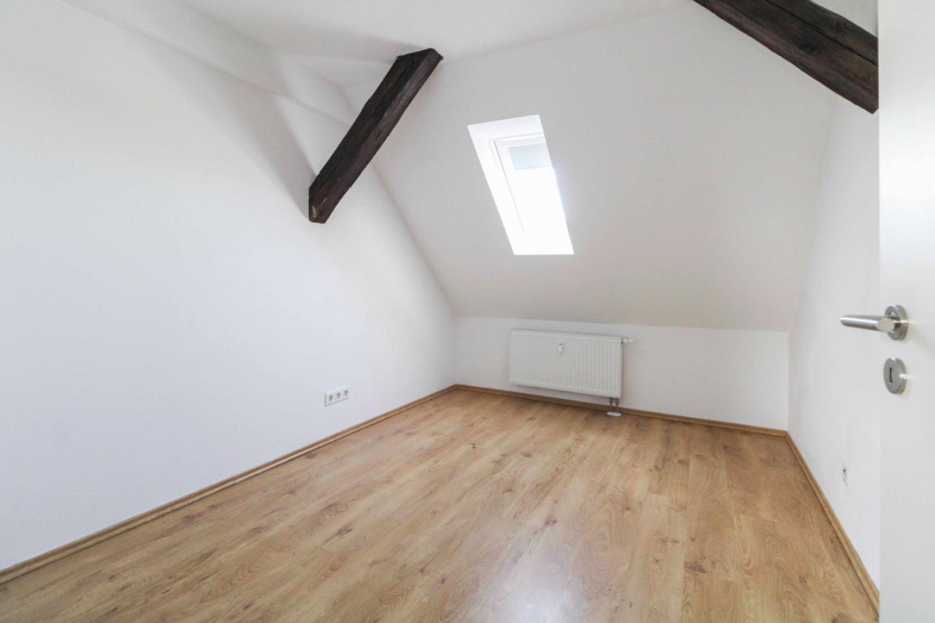 Schlafzimmer III