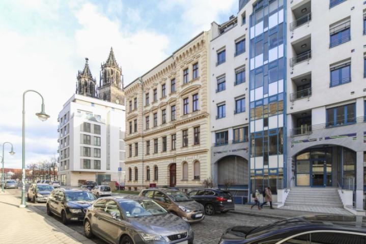 Straßenansicht