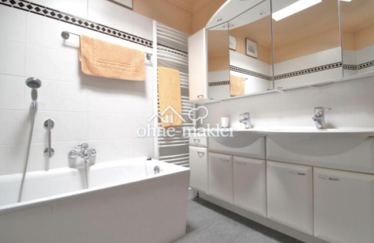 Badezimmer Badewanne