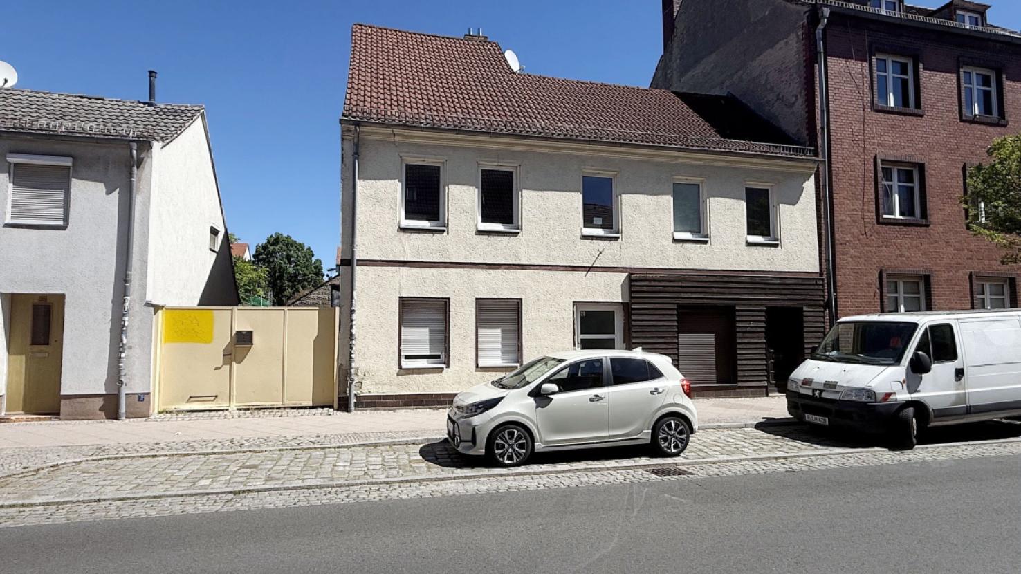 Strassenansicht vorne