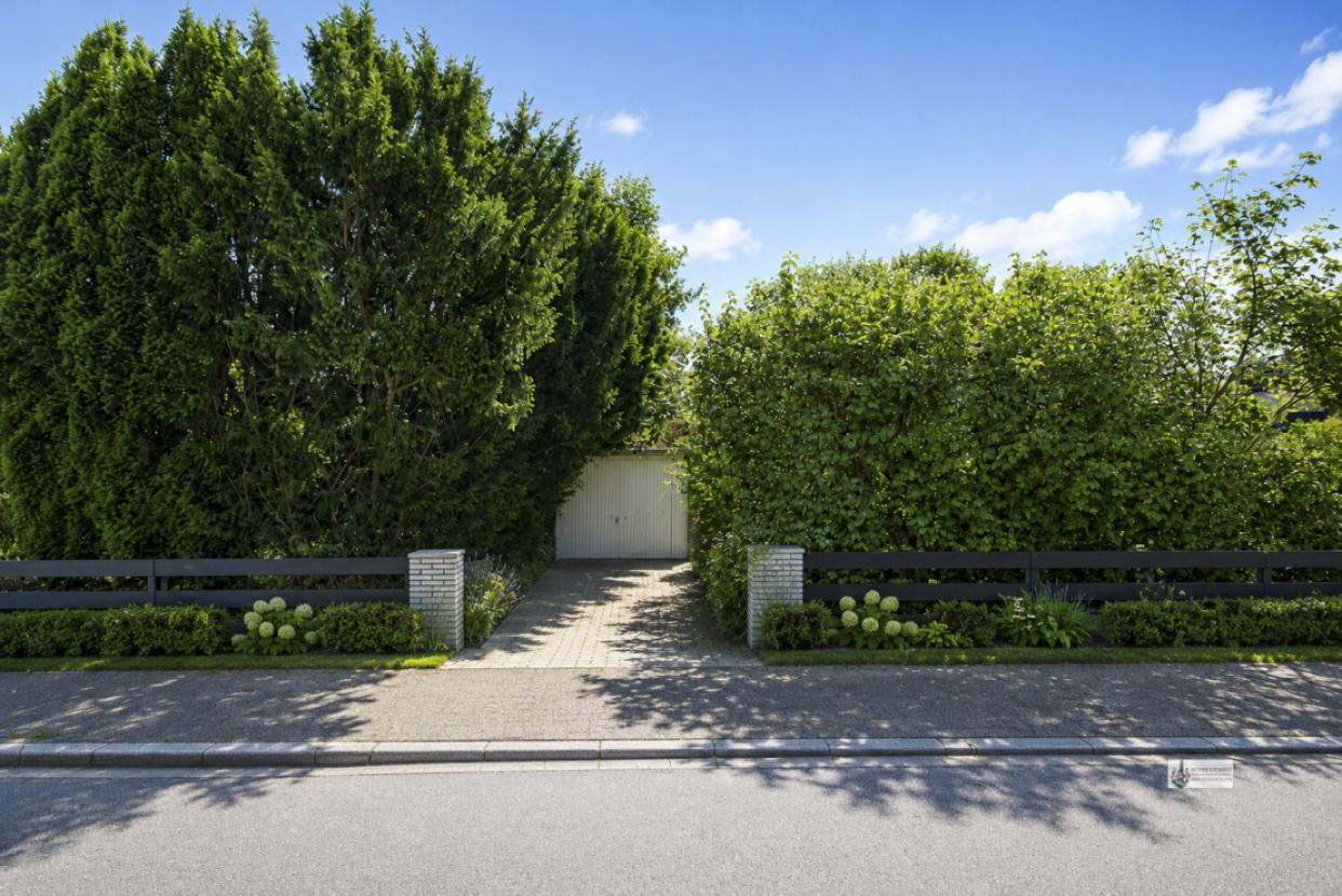 Zufahrt zur Garage