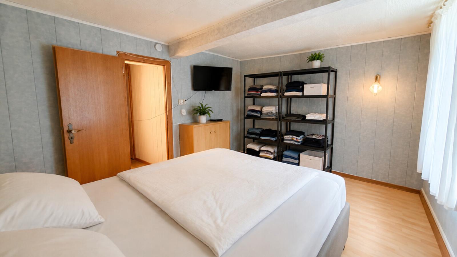 Schlafzimmer (digital aufgeräumte Darstellung)