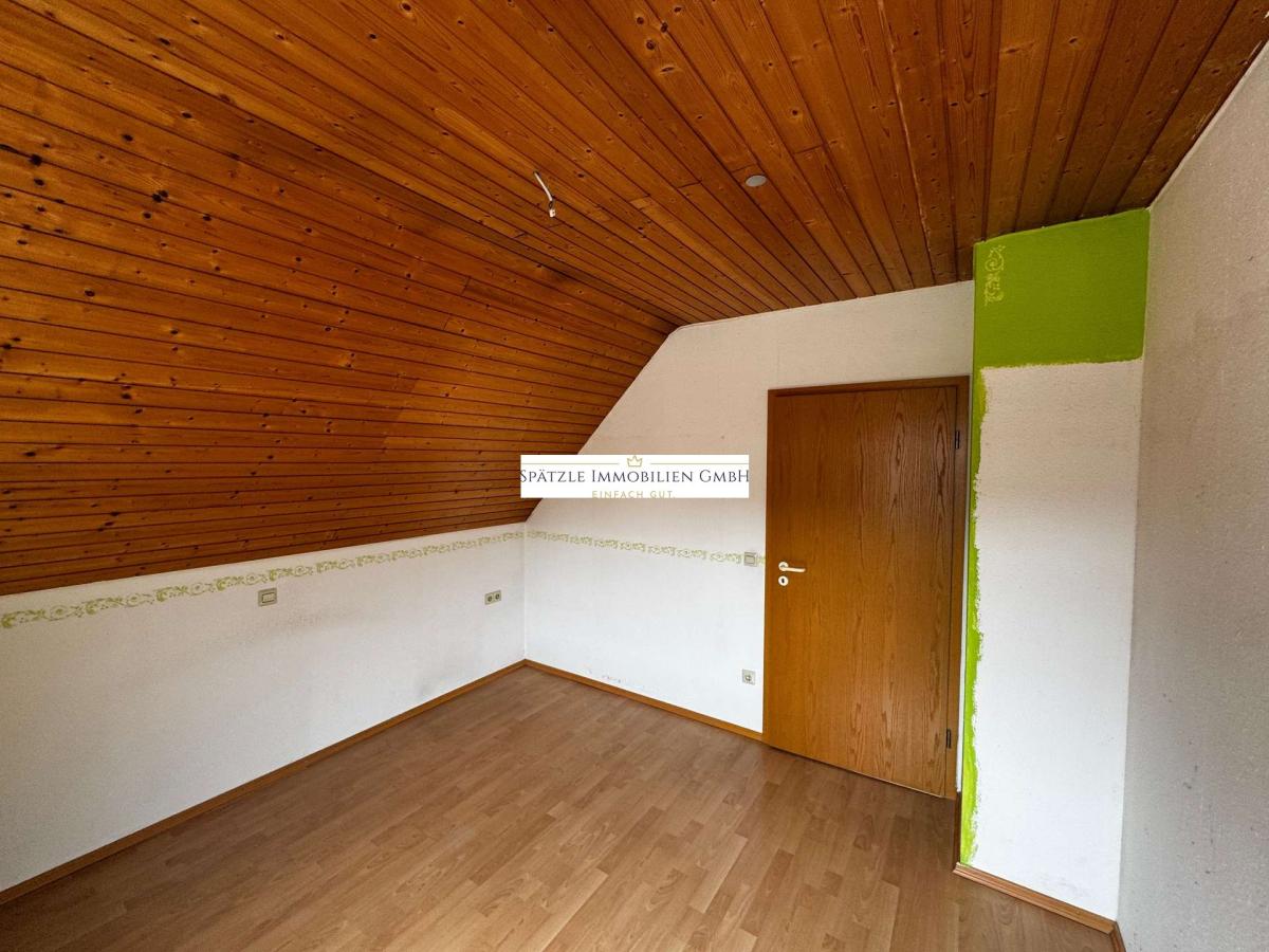 Schlafzimmer DG