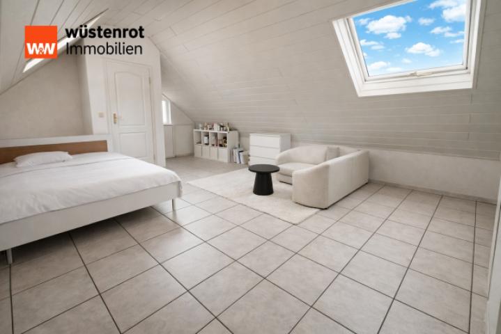DG Schlafzimmer Studio AI Staging