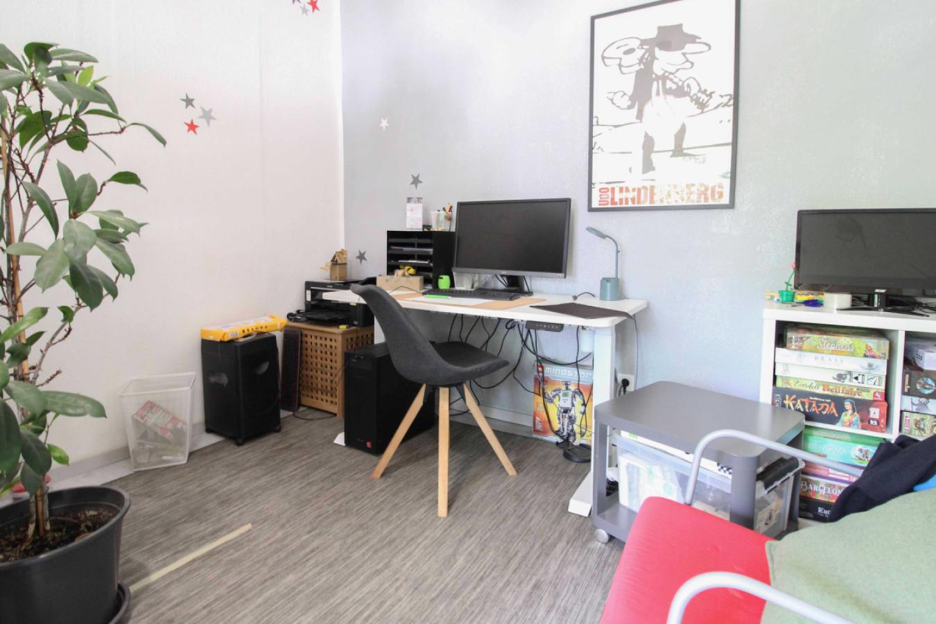 12 EG Büro
