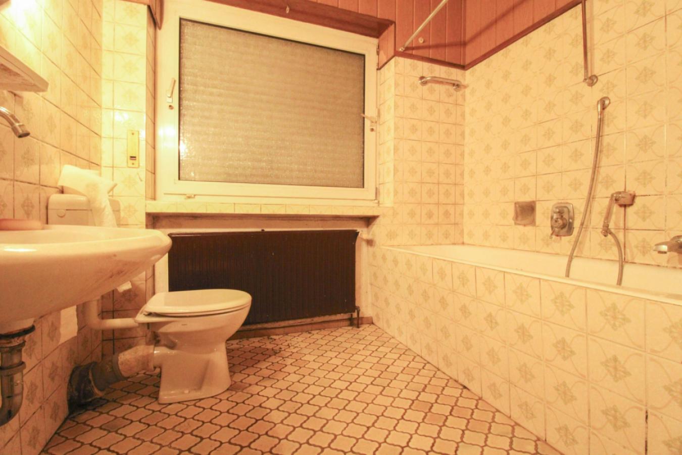 Badezimmer EG WHG 1